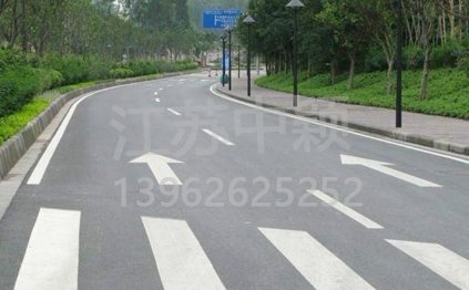 蘇州道路劃線基礎(chǔ)施工是怎么操作的呢？