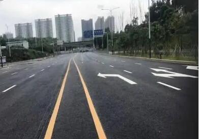 蘇州道路劃線分析，可變車道是什么意思？可變導(dǎo)向車道是可變車道嗎？